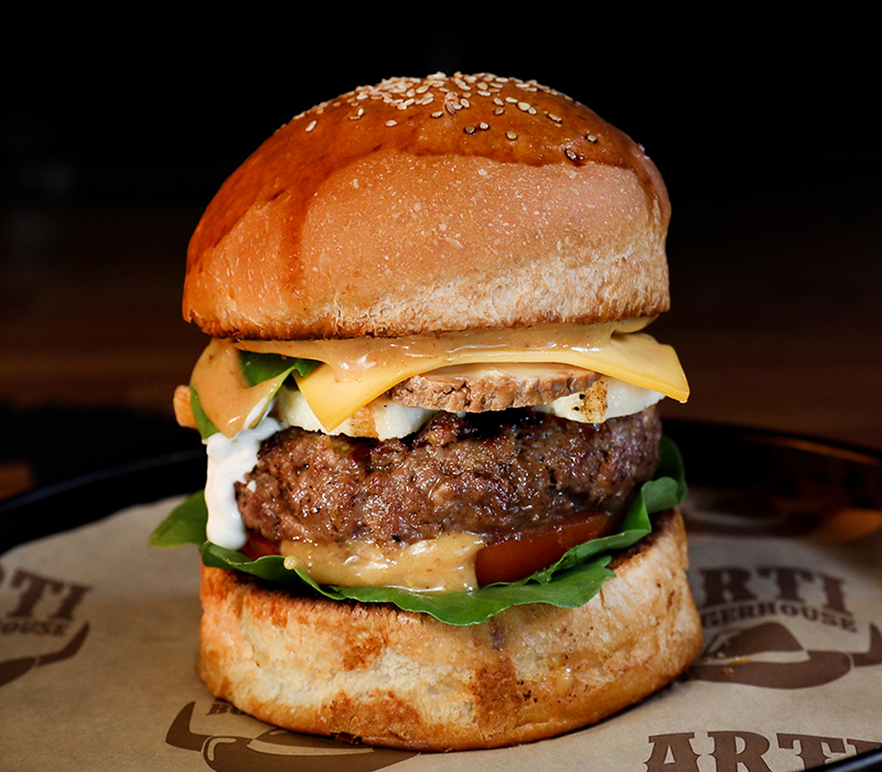 Quattro Formaggi Burger